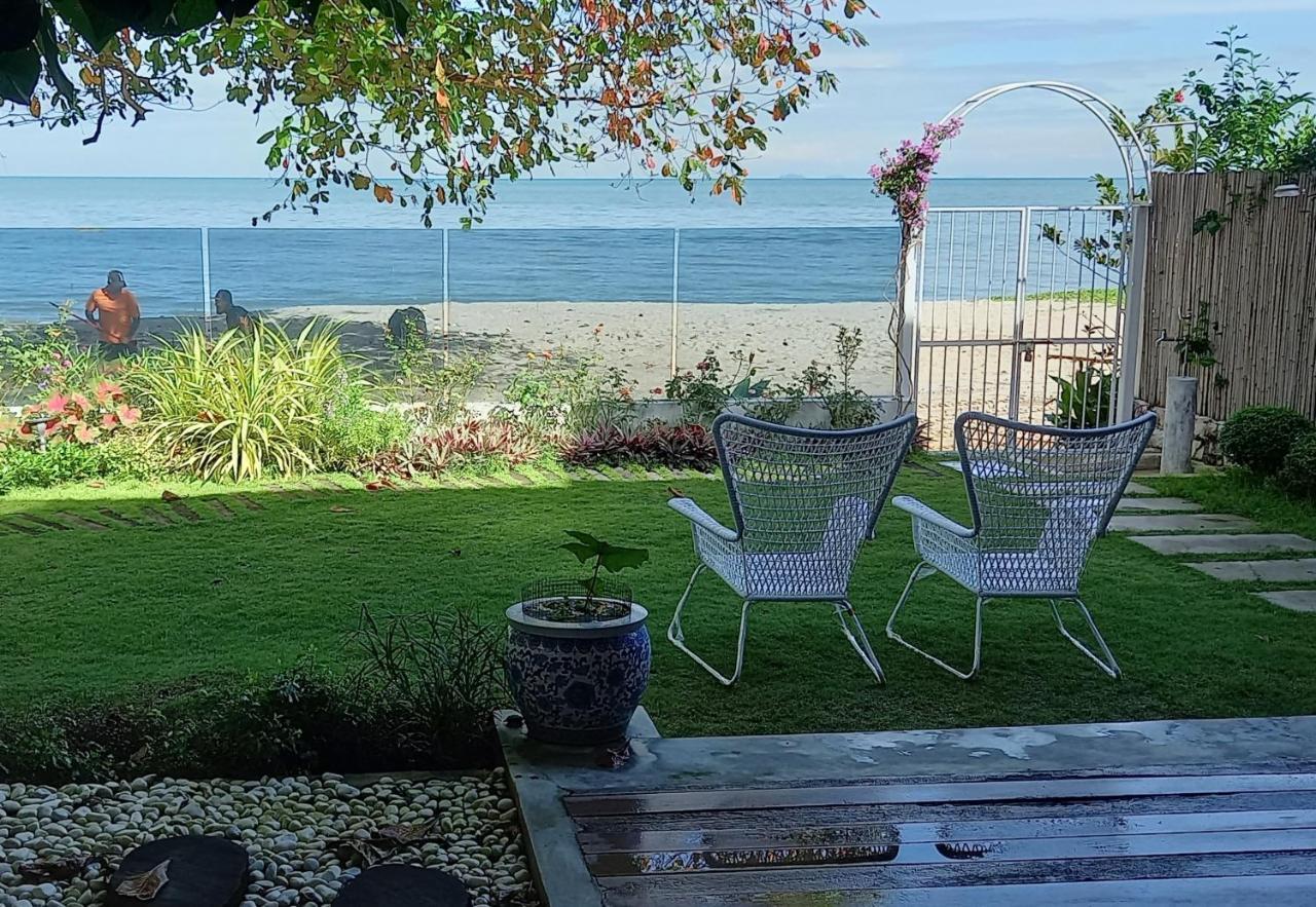 Smell Rose Beach Garden Batu Feringgi Dış mekan fotoğraf